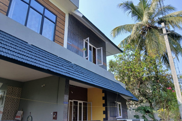 2 Storied Newly Built House at Kadungallur, Kerala